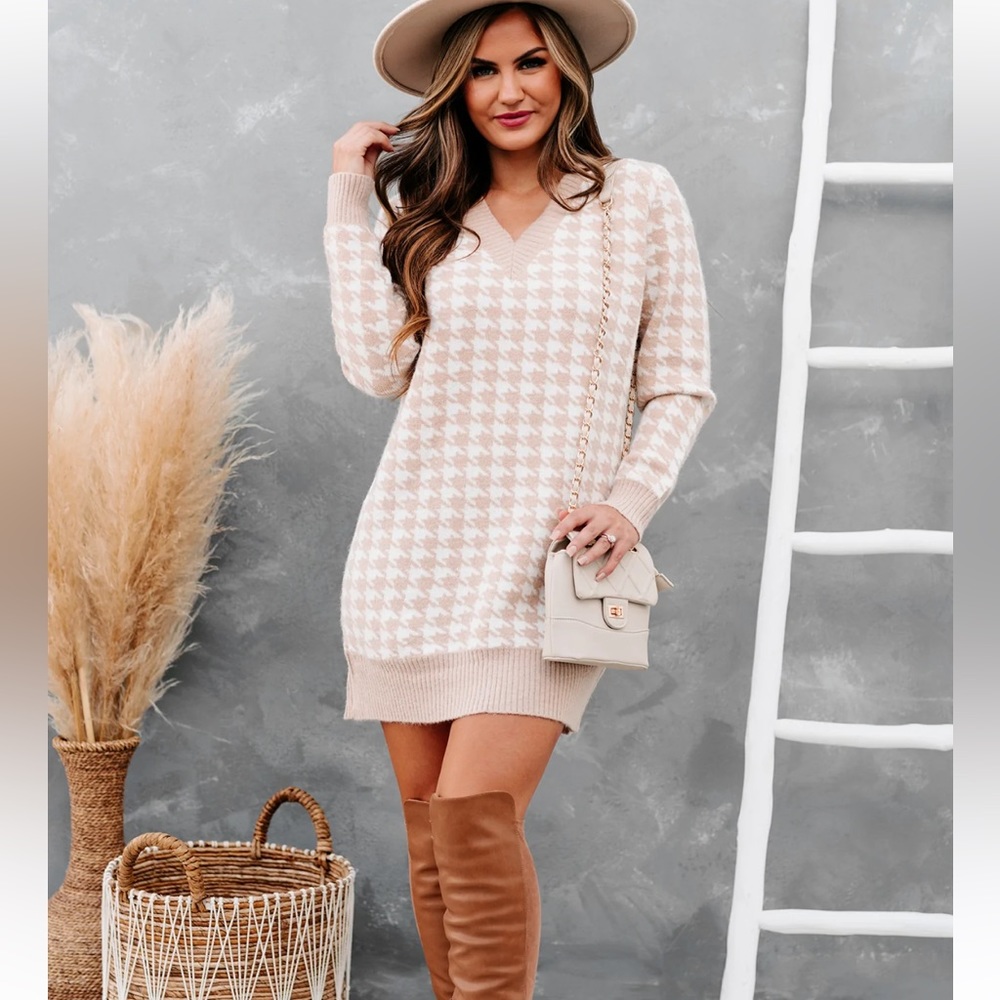 Houndstooth sweater dress *NWT